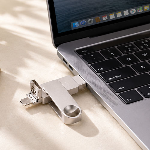 ����ť�� ���ο� OTG ���� USB + 8�� + CŸ�� ����޸�